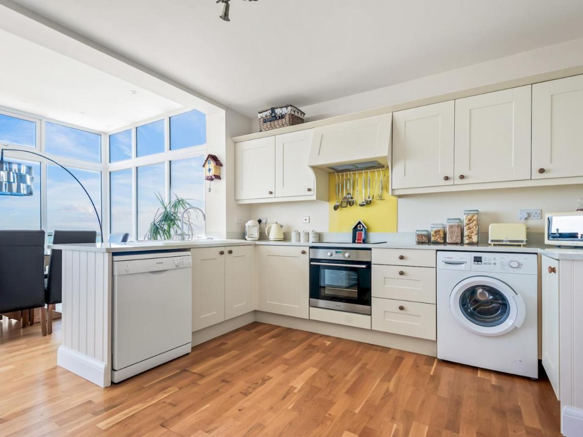 Pass The Keys Jarrahdale House - Stunning Luxurious Pad By The Sea